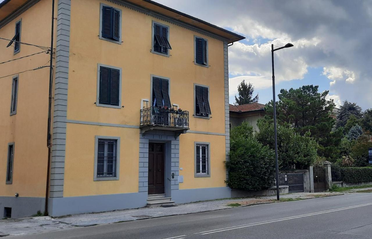 Finestra Sul Borgo Hotel Lucca Exterior foto